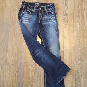 Silver Jeans. Suki mid slim boot.